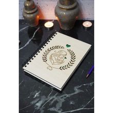 Anne Bebek Temalı Ahşap Kapaklı Defter - Çizgisiz Defter -Bebek Anı Defteri- A5 Anı Defteri