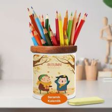 Asilmeydan 447238823 Sonbahar Mevsiminde İki Arkadaş Ahşaplı Seramik Kalemlik