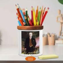 Asilmeydan 449448723 Eli Cebinde Mustafa Kemal Paşa Ahşap Seramik Kalemlik