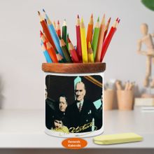 Asilmeydan 449779610 Ülkü İle Balkonda Mustafa Kemal Atatürk Ahşap Seramik Kalemlik
