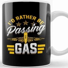 Baskı Dükkanı Funny I'd Rather Be Passing Gas Airplane Pilot Pun Kupa