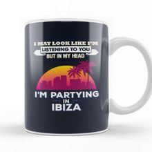Baskı Dükkanı I May Look Like Im Listening But Partying In Kavos Kupa