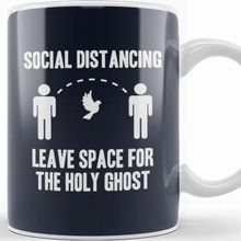 Baskı Dükkanı Social Distancing Leave Space for the Holy Ghost Kupa