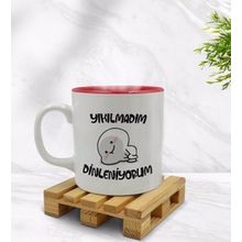 BK 1 Gift Yıkılmadım Dinleniyorum Tasarımlı İçi Kırmızı Beyaz Renkli Kupa Bardak