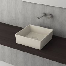 Bocchi Vessel Kare Tezgah Üstü 38 cm Mat Yasemin Lavabo