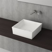 Bocchi Vessel Kare Tezgah Üstü 38 cm Parlak Beyaz Lavabo