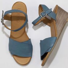Bueno Shoes 01WQ8601 Kadın Dolgu Topuklu Sandalet