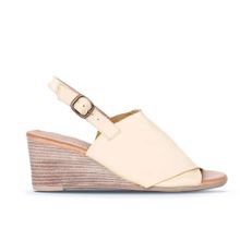 Bueno Shoes 01WQ8603 Sarı Deri Kadın Dolgu Topuklu Sandalet