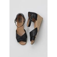 Bueno Shoes 01WS11102 Siyah Deri Dolgu Topuklu Espadril Kadın Sandalet
