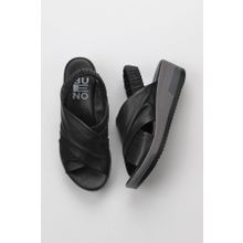 Bueno Shoes 01WU5700 Siyah Deri Kadın Dolgu Topuklu Sandalet