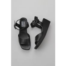 Bueno Shoes 01WY2400 Siyah Deri Kadın Dolgu Topuklu Sandalet