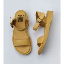 Bueno Shoes 01WY2900 Sarı Deri Kadın Sandalet
