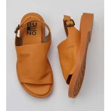 Bueno Shoes 01WY2917 Turuncu Deri Kadın Düz Sandalet