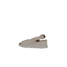Bueno Shoes 01WY8600 Krem Deri Kadın Dolgu Topuklu Sandalet