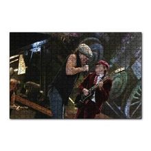 Cakapuzzle ACDC Angus ve Malcolm Young Sahnede 120 Parça Ahşap Puzzle