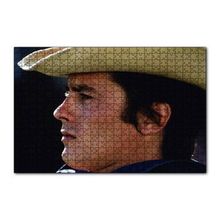 Cakapuzzle Alain Delon Uzaklara Bakan 120 Parça Ahşap Puzzle