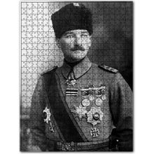 Cakapuzzle Atatürk Kalpaklı Madalyalı Ahşap 500 Parça Puzzle