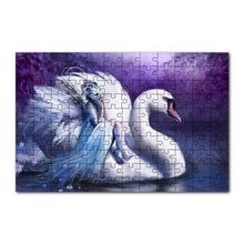 Cakapuzzle Beyaz Dev Kuğu ve Sırtındaki Maskeli Kadın 120 Parça Ahşap Puzzle