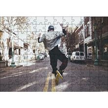 Cakapuzzle Boş Caddede HipHop Genç 120 Parça Ahşap Puzzle