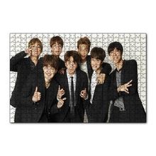 Cakapuzzle BTS Koreli Gençler Zafer İşareti 120 Parça Ahşap Puzzle