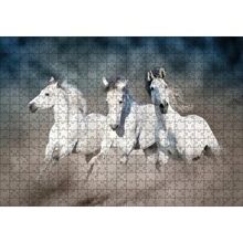 Cakapuzzle Doğada Koşan Üçlü Beyaz Atlar Görseli 120 Parça Ahşap Puzzle