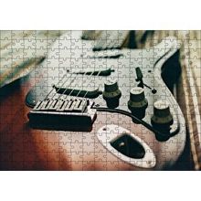 Cakapuzzle Elektrogitar Yakın Çekim 120 Parça Ahşap Puzzle