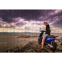 Cakapuzzle Kayalıklar Deniz Bulutlar ve Motorlu Adam 255 Parça Puzzle
