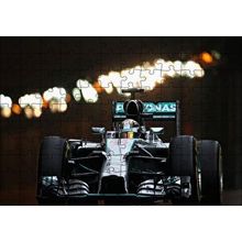 Cakapuzzle Lewis Hamilton Formula 1 2019 Yarışı Görseli 120 Parça Ahşap Puzzle
