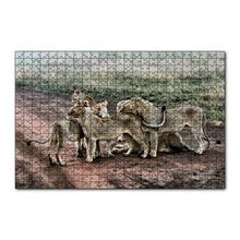 Cakapuzzle Toprak Yolun Ortasında Aslan Ailesi 120 Parça Ahşap Puzzle