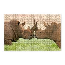 Cakapuzzle Yeşil Çayırdaki Erkek ve Dişi Gergedan 120 Parça Ahşap Puzzle