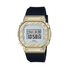 Casio GM-S5600BC-1DR Erkek Kol Saati