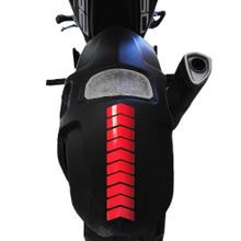 Çınar Extreme Ok Tasarımlı Bayrak Kırmızı Çamurluk Kask Sticker