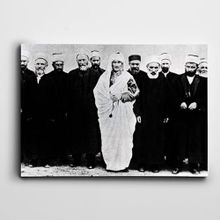 Dekolata Atatürk Yerel Kıyafet İle 60x85 cm Kanvas Tablo