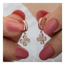 Elika Silver Kadın Sallantılı Tekli Yonca Nano Zirkon Taşlı Rose Gold Kaplama 925 Ayar Gümüş Küpe