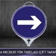 FM Trafik Çift Taraflı Sağa Mecburi Yön Tabelası