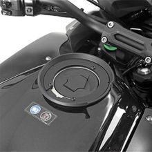 Givi BF26 Kawasakı Depo Üstü Çanta Aparatı