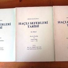 HAÇLI SEFERLERI TARIHI (3 CILT TAKIM) - GENEL