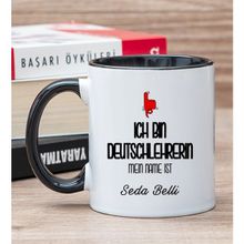 Hediye Dükkanı Kişiye Özel Bayan Almanca Öğretmeni Siyah Kupa Bardak