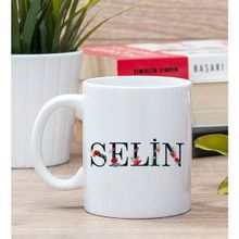 Hediye Dükkanı Kişiye Özel Çiçek Harf Tasarım İsim Yazılı Beyaz Kupa Bardak