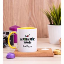 Hediye Dükkanı Kişiye Özel Matematik Mühendisi Ahşap Altlıklı Mumlu Sarı Kupa