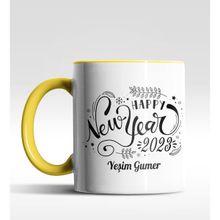 Hediye Zengini Kişiye Özel Happy New Year 2022 Tasarımlı Sarı Kupa