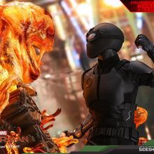 Hot Toys MMS541 904858 Spider-Man (Stealth Suit) Deluxe Version Sixth Scale Figure