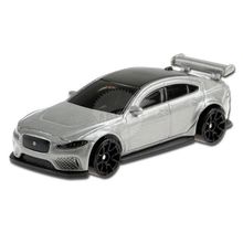 Hot Wheels GHF47 Nightburnerz Jaguar XE SV Project 8 Oyuncak Araba