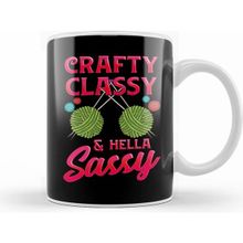 Humuts Cute Crafty, Classy & Hella Sassy Crochet Pun Kupa