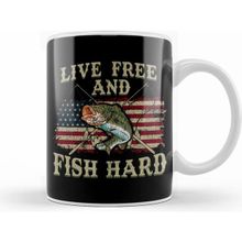 Humuts Live Free and Fish Hard Patriotic Fishing Usa Kupa Bardak