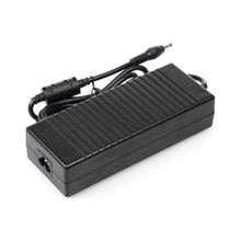 İnfostar Toshiba 19V 6.3A 5.5 2.5 Uyumlu Laptop Adaptör
