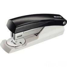 Leitz 5501 Siyah 25 Yaprak Zımba Makinası