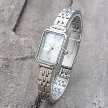 Luna Silver ST-304197 Kadran Gümüş Renk Kordon Kadın Saati