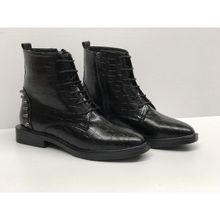 Mhd 1996 Siyah Kadın Bot