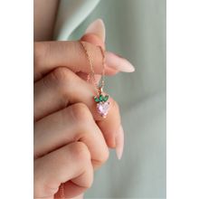 Nereze 925 Ayar Pembe Zirkon Taşlı Kalpli Çilek Kadın Gümüş Kolye